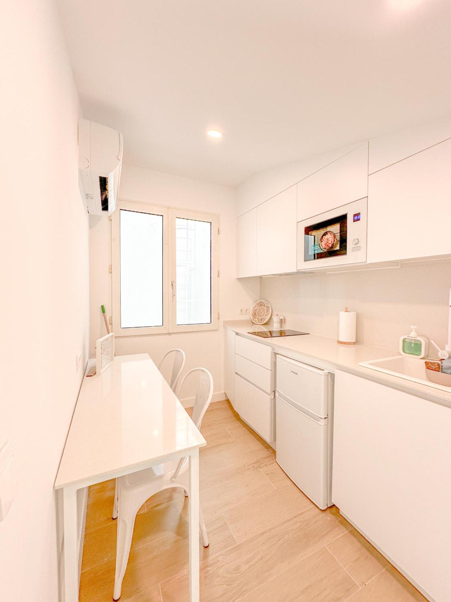 Apartamento Andres Tamayo Av America Madrid Buitenkant foto